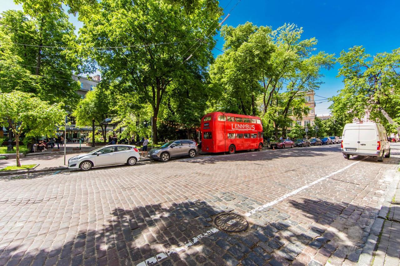 2К Квартира Поруч Із Майданом Незалежності Kiev Exterior foto